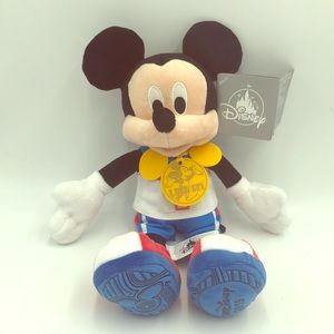 NWT DISNEY 13” Mickey Run Soft Stuffed Org Parks